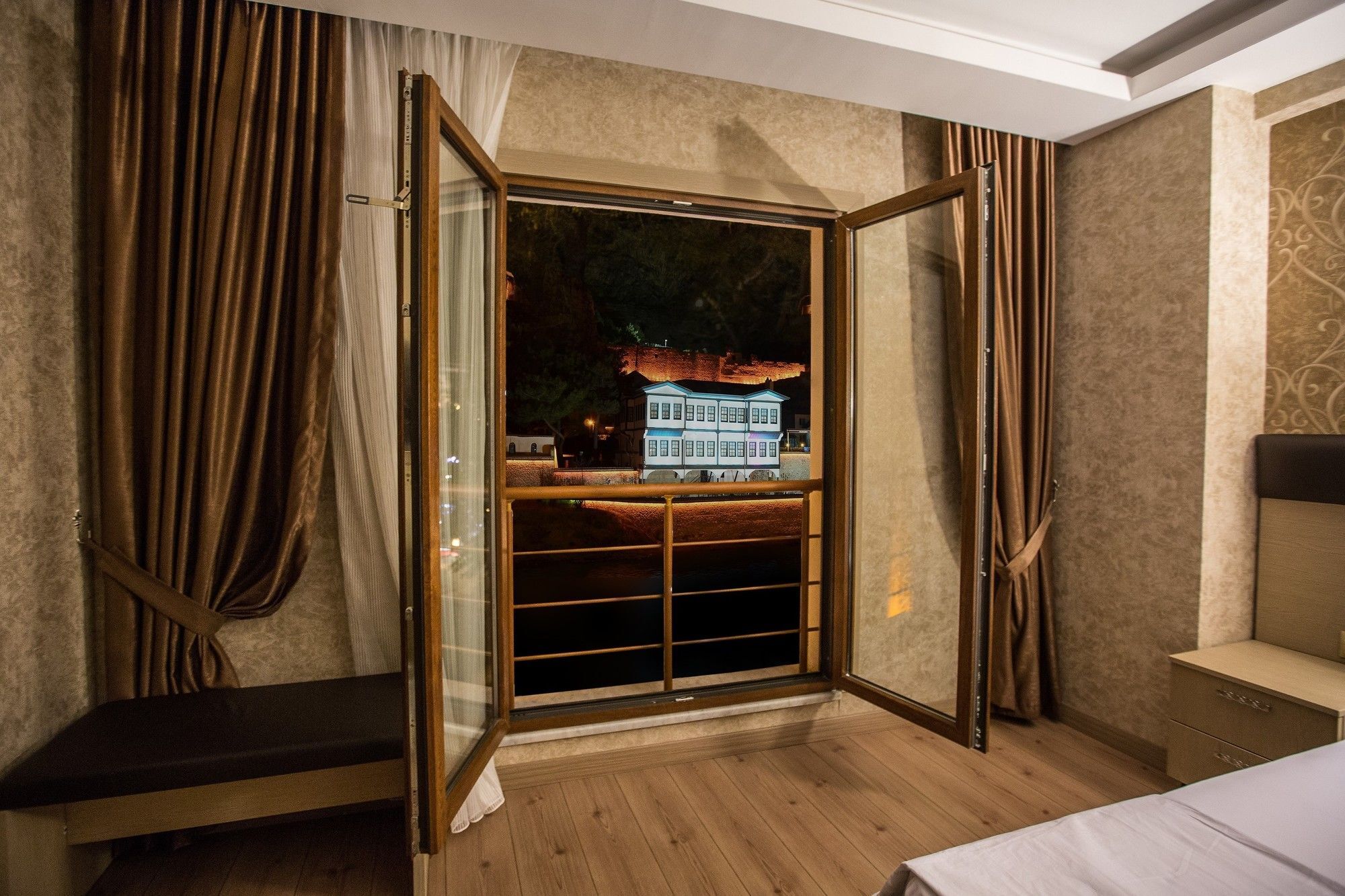Payidar Hotel อมาสยา ภายนอก รูปภาพ